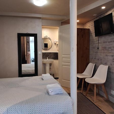 Hotel Clermont Montmartre パリ エクステリア 写真