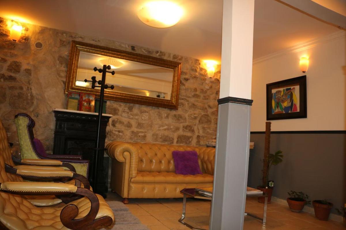Hotel Clermont Montmartre パリ エクステリア 写真