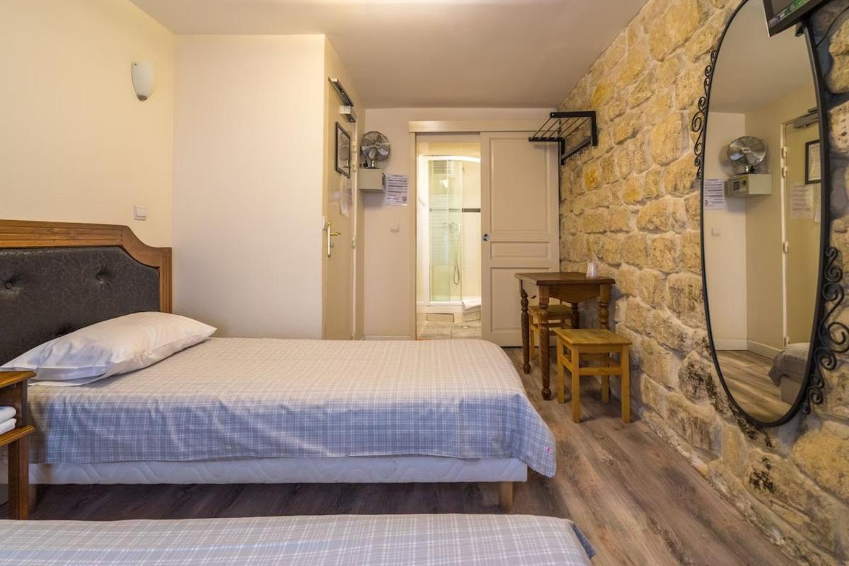 Hotel Clermont Montmartre パリ エクステリア 写真